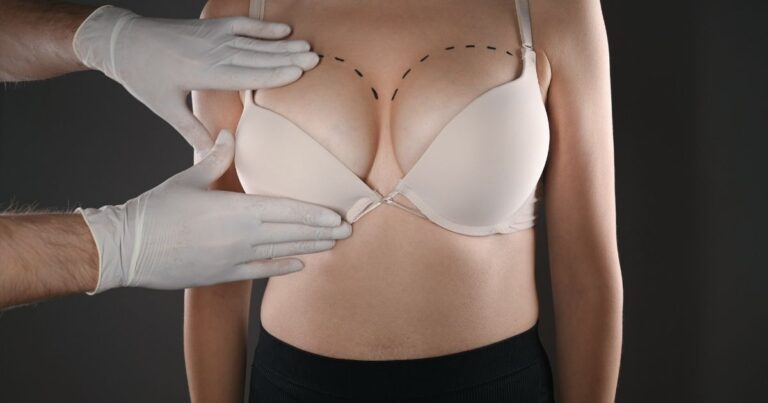 How Does the Fat Transfer Breast Augmentation Procedure Work in Dubai?